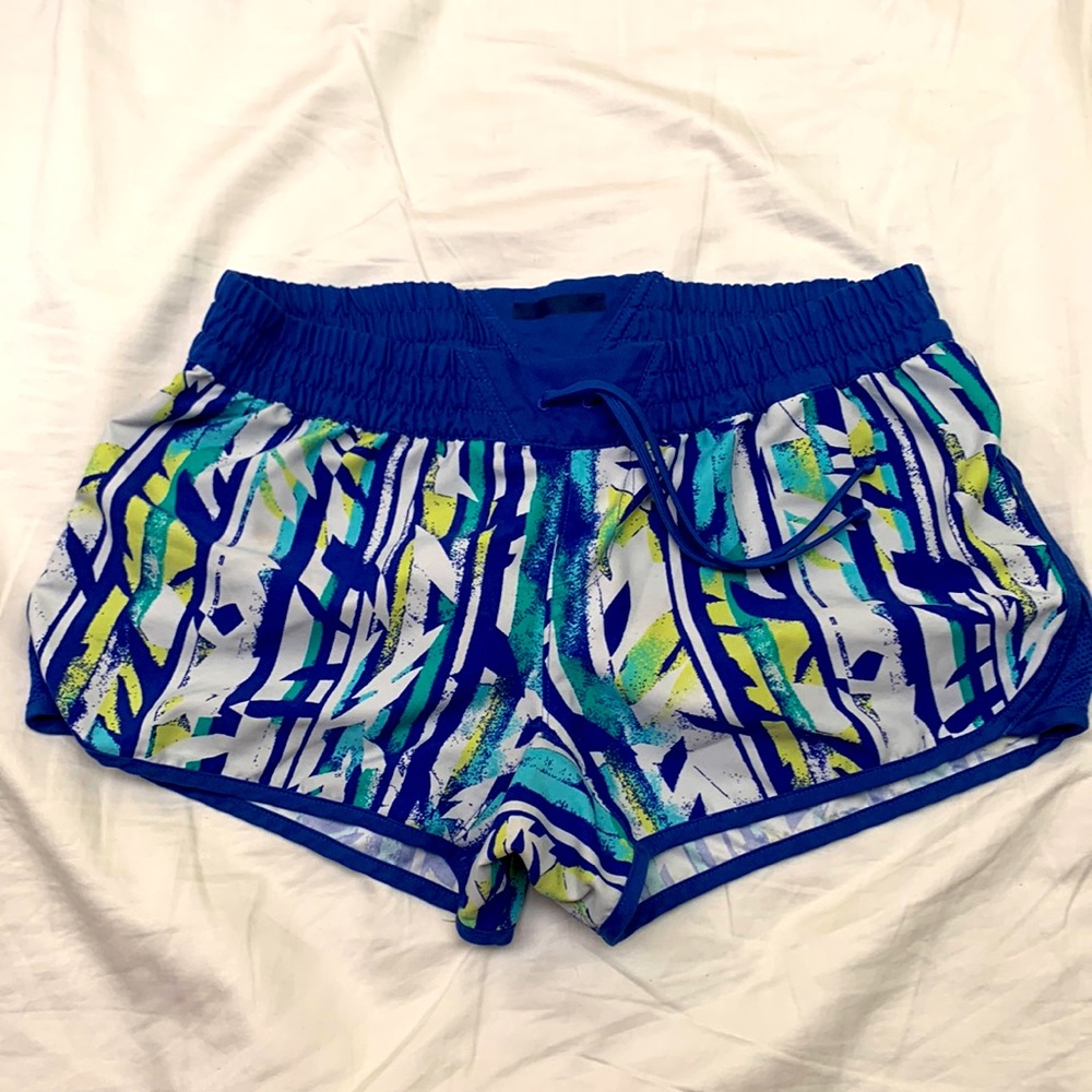 Columbia athletic shorts Small